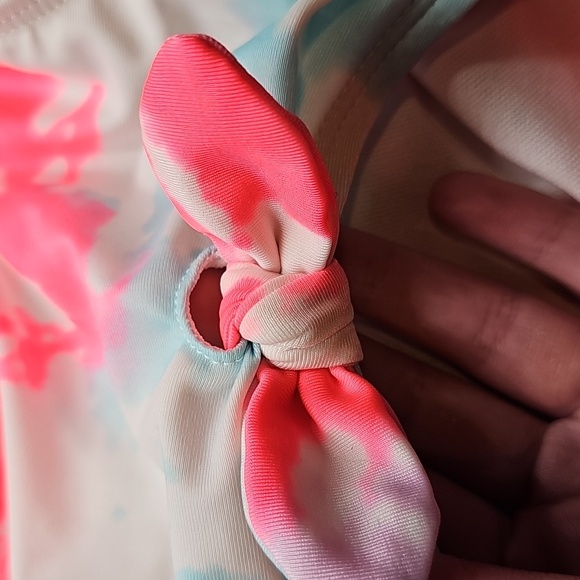 L One piece Swimsuit size 18 months of age - Picture 6 of 7